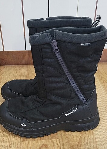 Decathlon quechua bot