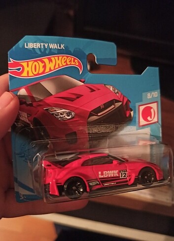 Hot wheels nissan35gt Toyota supra 