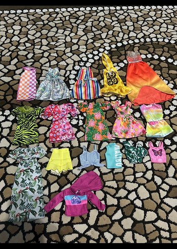 Beden Barbie Renkli Kıyafetleri toplu fıyat