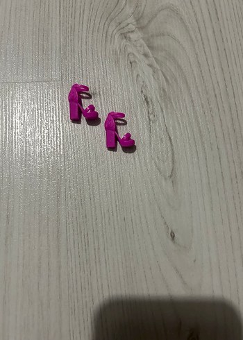 Beden Barbie bebek ayakkabısı