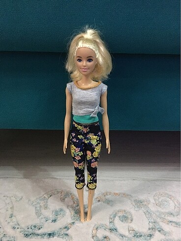 Barbie bebek