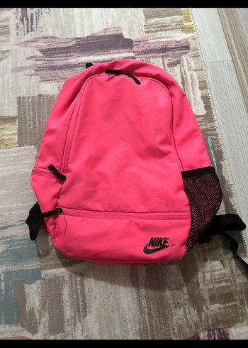 Pembe Nike Spor Sırt Çantası