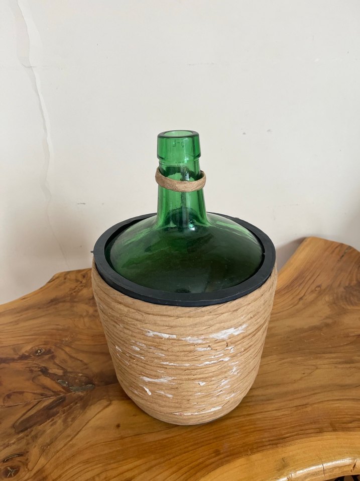 Koyu Yeşil Cam ve Hasır Vazo - Görsel 3
