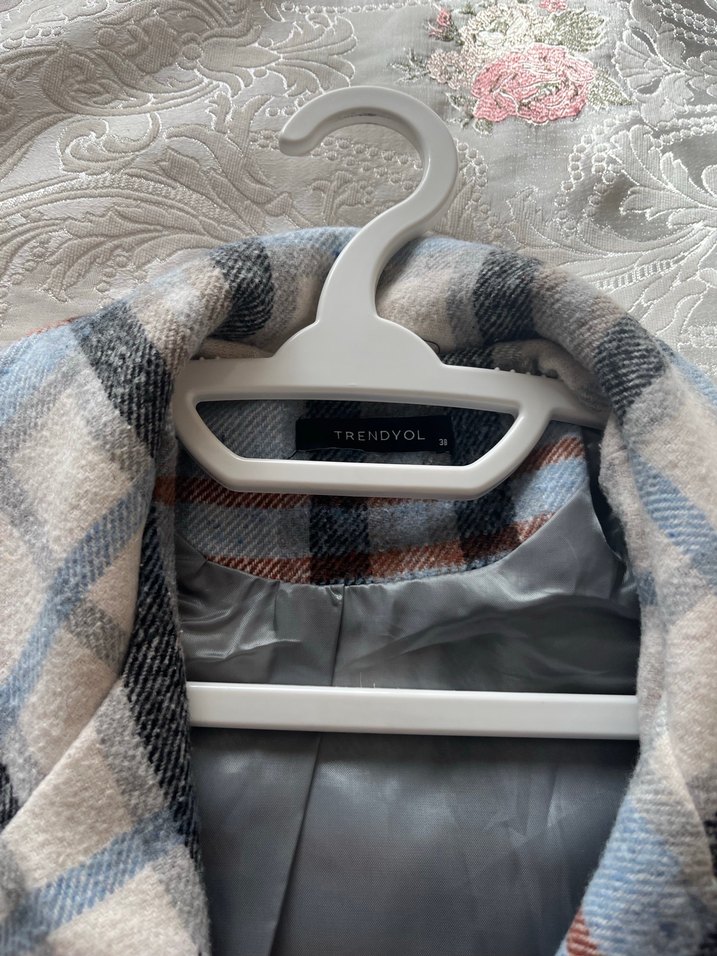 Düğmeli Gri Kareli Midi Kadın Kaban - Görsel 2