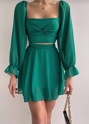 Eka Yeşil Bel Detaylı Tül Elbise