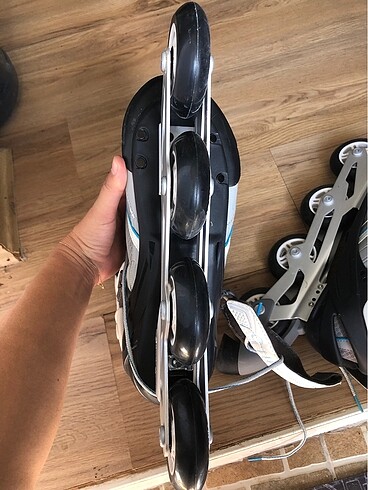 42 Beden beyaz Renk Decathlon Oxelo Paten