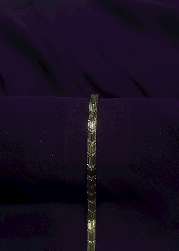 V Model Gold Renk Taş Detaylı Bileklik