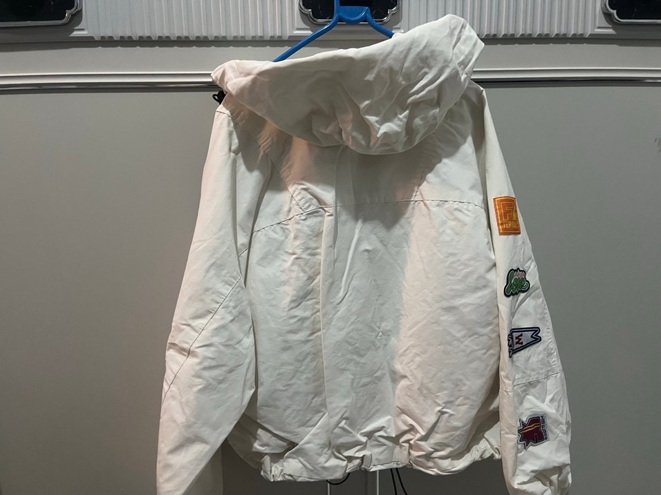 Bershka renkli baskılı yağmurluk - Görsel 5