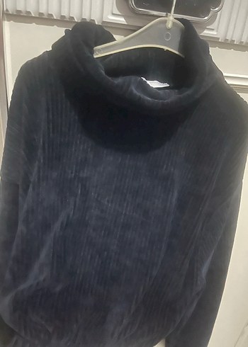 Siyah Yüksek Yakalı Mini Kadın Kazak kadife - Görsel 6