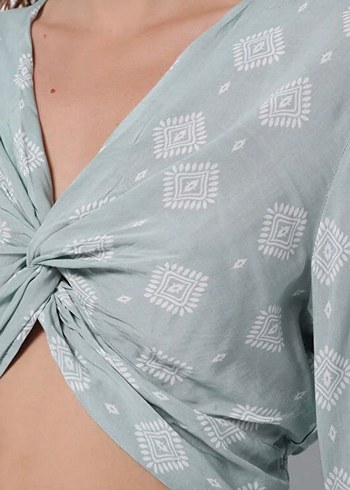 Turkuaz kısa crop gömlek. Bir kere kullanıldıx - Görsel 2