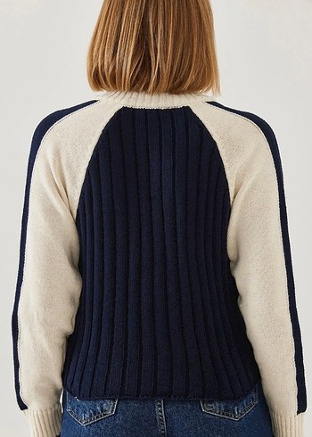 Yarım Fermuarlı Yüksek Yakalı Kadın Triko - Görsel 3