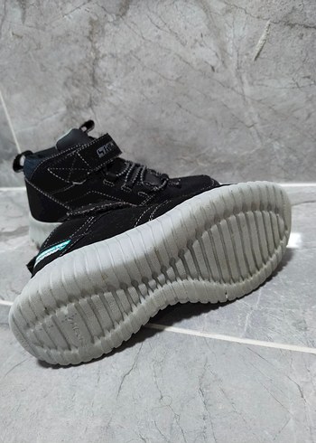 Skechers Erkek Çocuk Siyah Günlük Spor Ayakkabı - Görsel 3