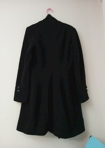 Siyah Düğmeli Kaban - Görsel 7