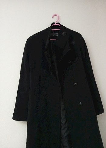 Siyah Düğmeli Kaban - Görsel 6