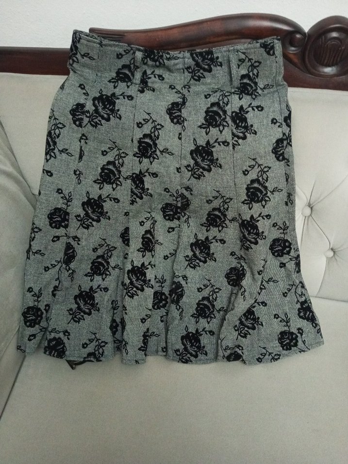 Gri Renk Fırfırlı Kız Eteği - Görsel 3