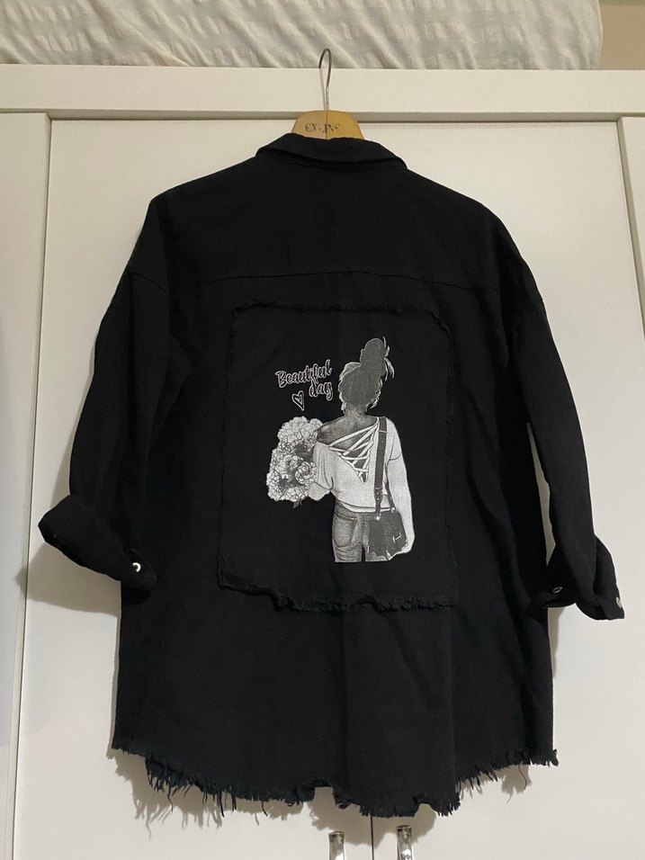 Düğmeli Siyah Midi Kadın Ceket - Görsel 2