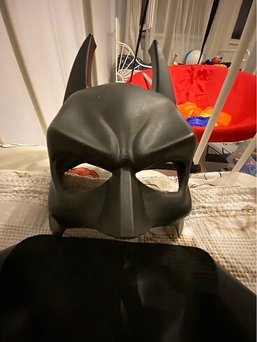  Batman Pelerin ve Maskesi