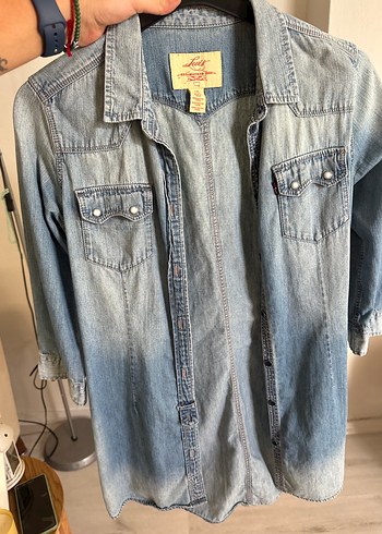 Levis Acik Mavi Denim Gomlek