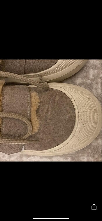 36 Beden Ugg bot