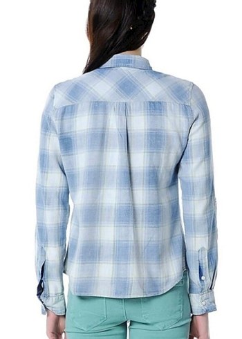 Düğmeli Mavi Kadın Denim Gömlek - Görsel 2