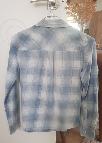 Düğmeli Mavi Kadın Denim Gömlek - Görsel 4