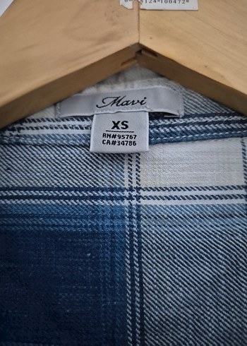 Düğmeli Mavi Kadın Denim Gömlek - Görsel 5