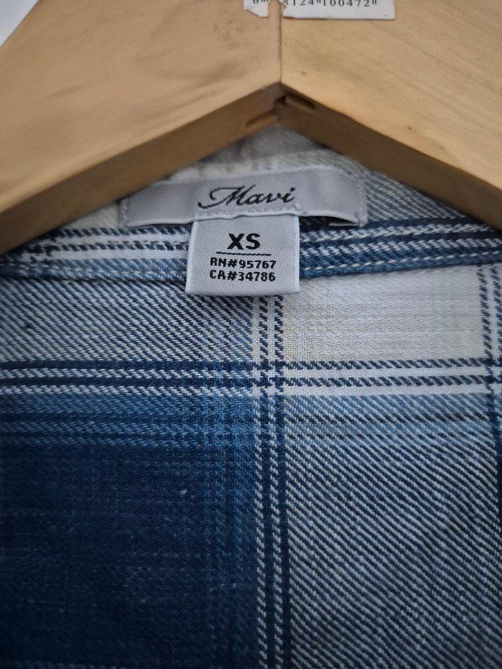 Düğmeli Mavi Kadın Denim Gömlek - Görsel 5