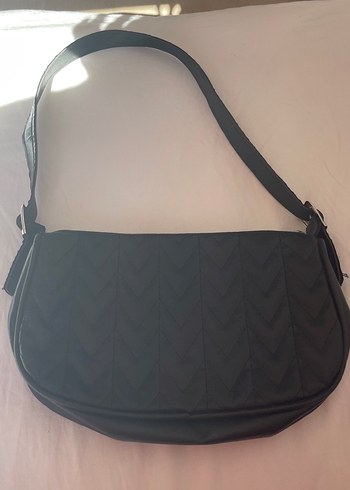 Siyah Minimalist Fermuarlı Kadın Çantası - Görsel 2