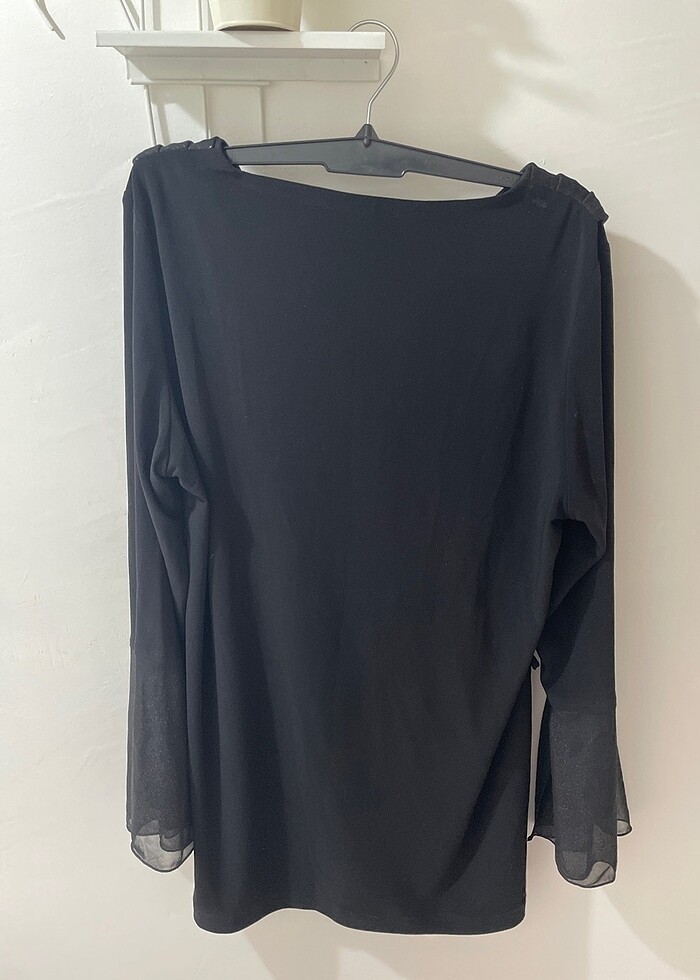 Siyah tüllü bluz - Görsel 3