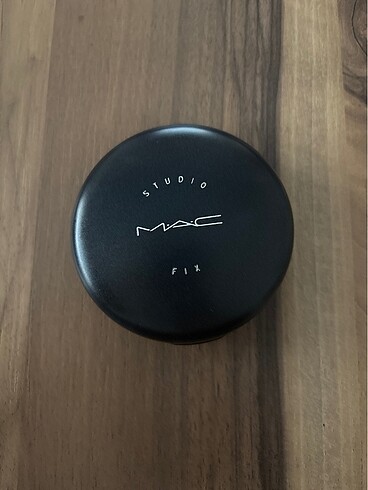 Mac studio fix pudra