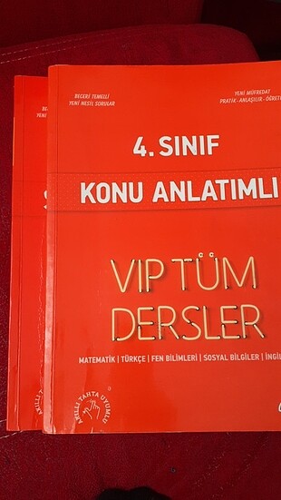  2 adet 4. Sınıf test kitabı 