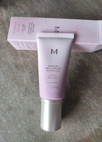Missha Signature Real Complete BB KREM