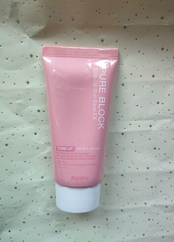 MISSHA A'pieu Pure block tone up krem