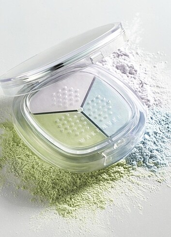WAKEMAKE STAY FIXER MULTI COLOR POWDER BRUSH SET