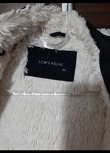 40 Beden siyah Renk Lcw kadin mont