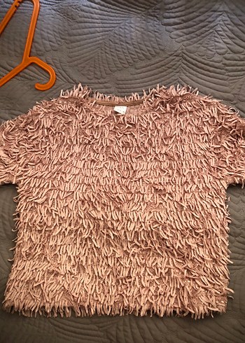 Pembe kürk detaylı üst