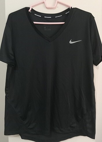 Nike kadın tshirt