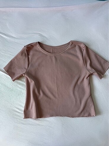 Pembe crop tshirt