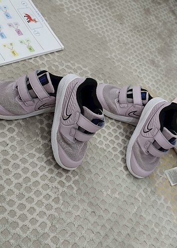 24 Beden Kız Çocuk Nike Spor Ayakkabı