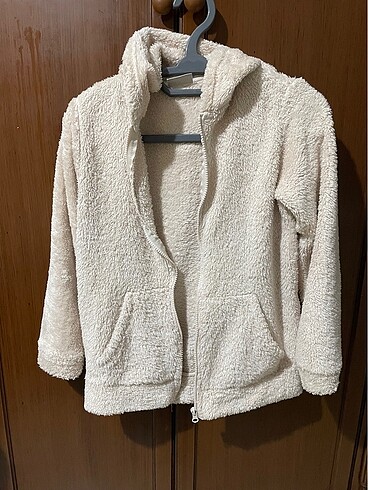 LC Waikiki Kız çocuk peluş hırka