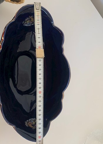 Altın desenli koyu renkli klasik servis seti - Görsel 3