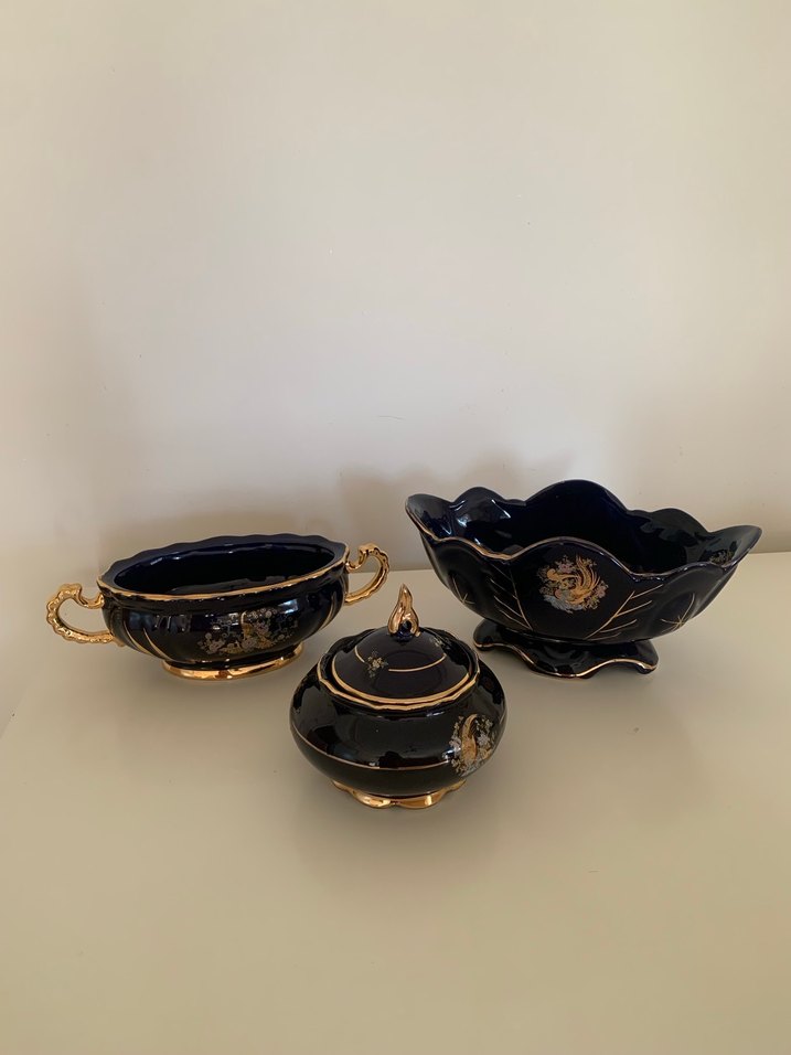 Altın desenli koyu renkli klasik servis seti - Görsel 2