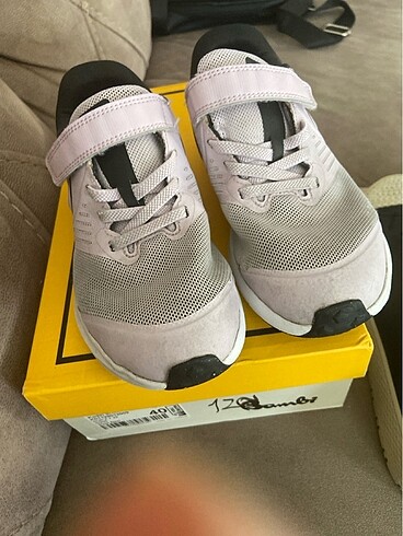 Nike spor ayakkabı