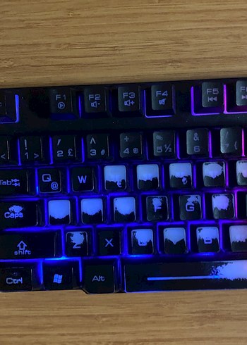 Renkli LED aydınlatmalı klavye - Görsel 8