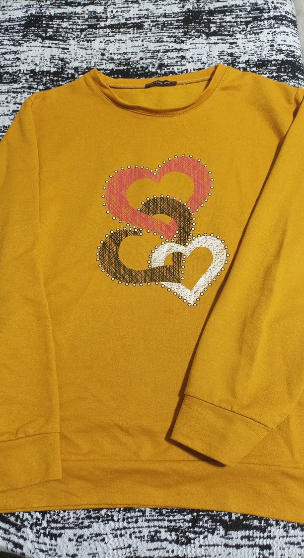 Sarı Pul Detaylı Kadın Sweatshirt - Görsel 2