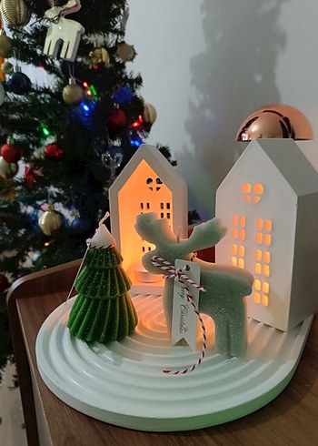 Beyaz Ev ve Geyik Figürlü Dekoratif Mumluk - Görsel 3