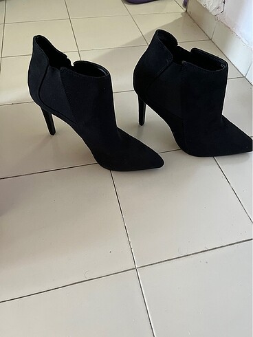 40 Beden siyah Renk Süet Bootie