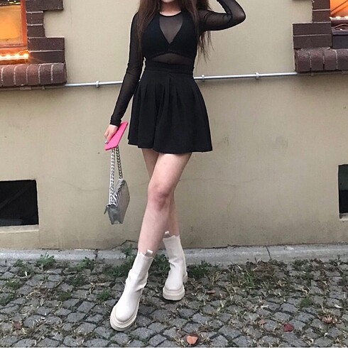 Pileli mini etek