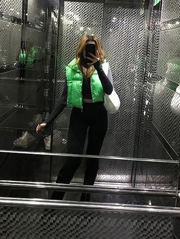 Yeşil crop şişme yelek