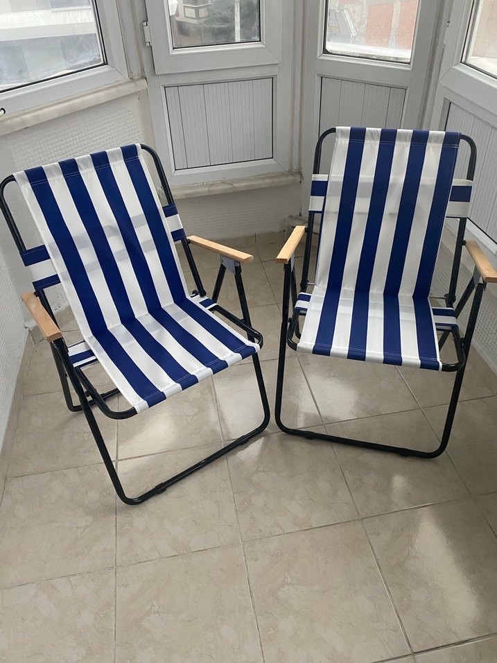 Mavi beyaz çizgili kamp sandalyesi - Görsel 2
